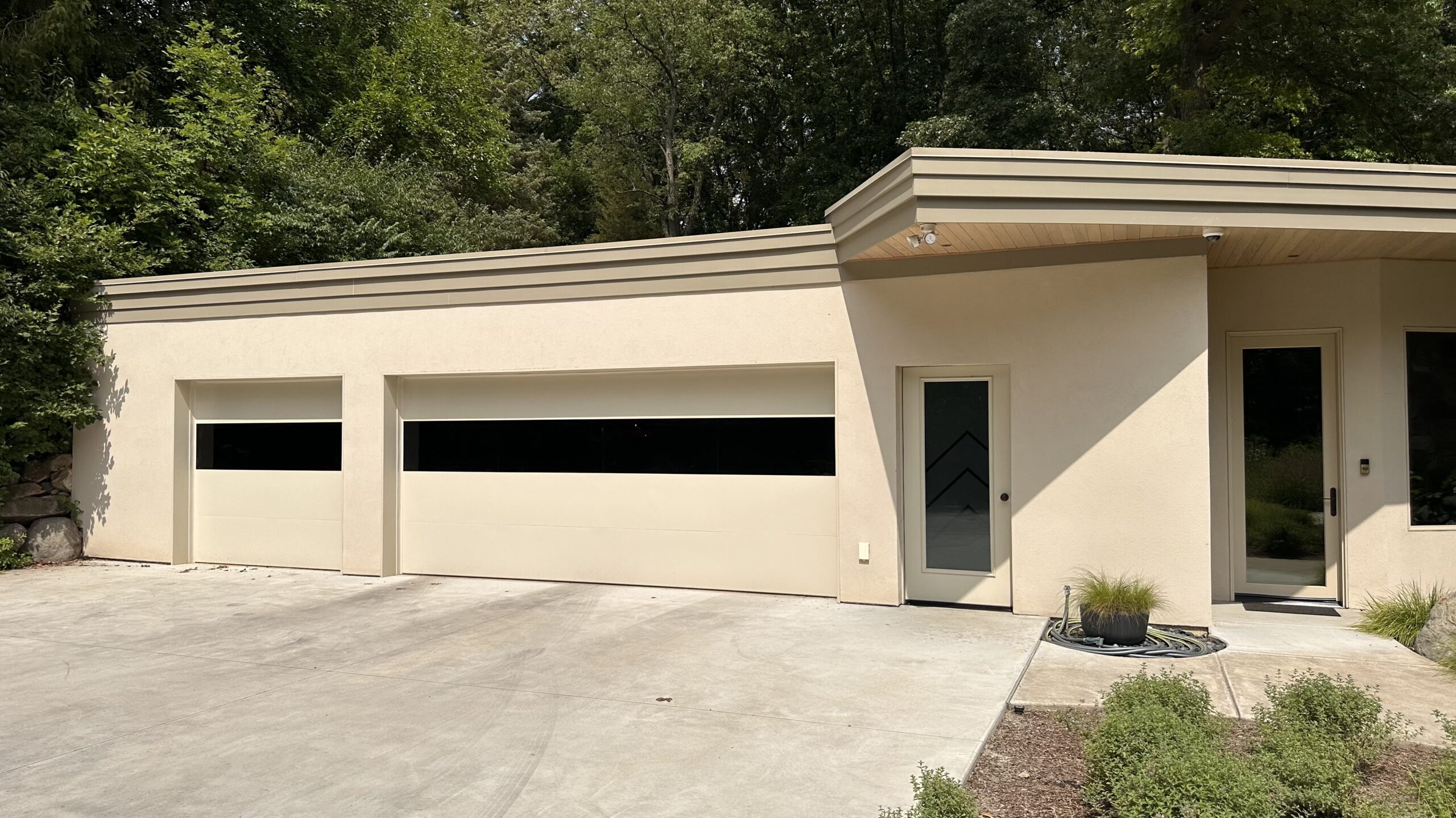 Sandwich Panel Sectional Garage Door Photo