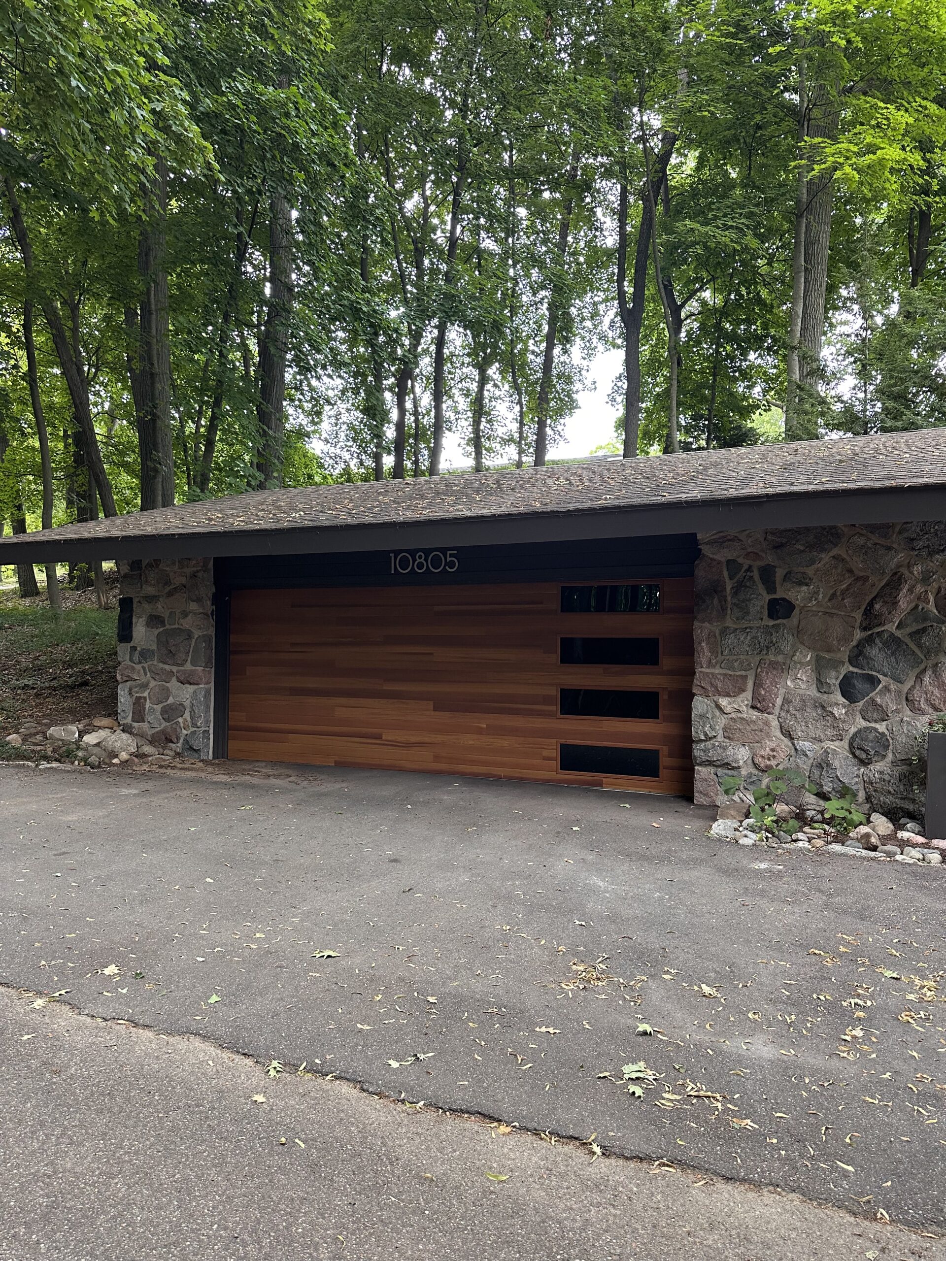 Modern Wood Garage Door Photo